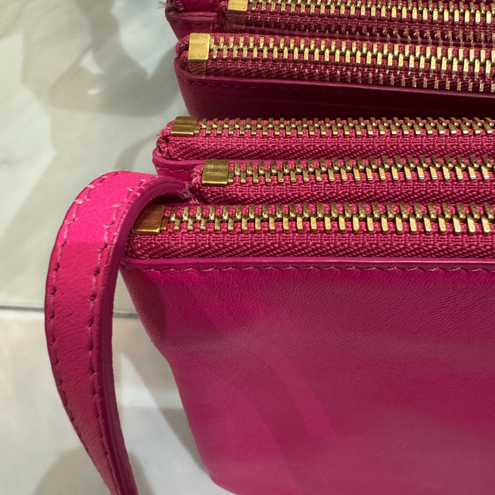 🩷 Celine Large Bright Pink Trio Crossbody Bag - Picture 8 of 13